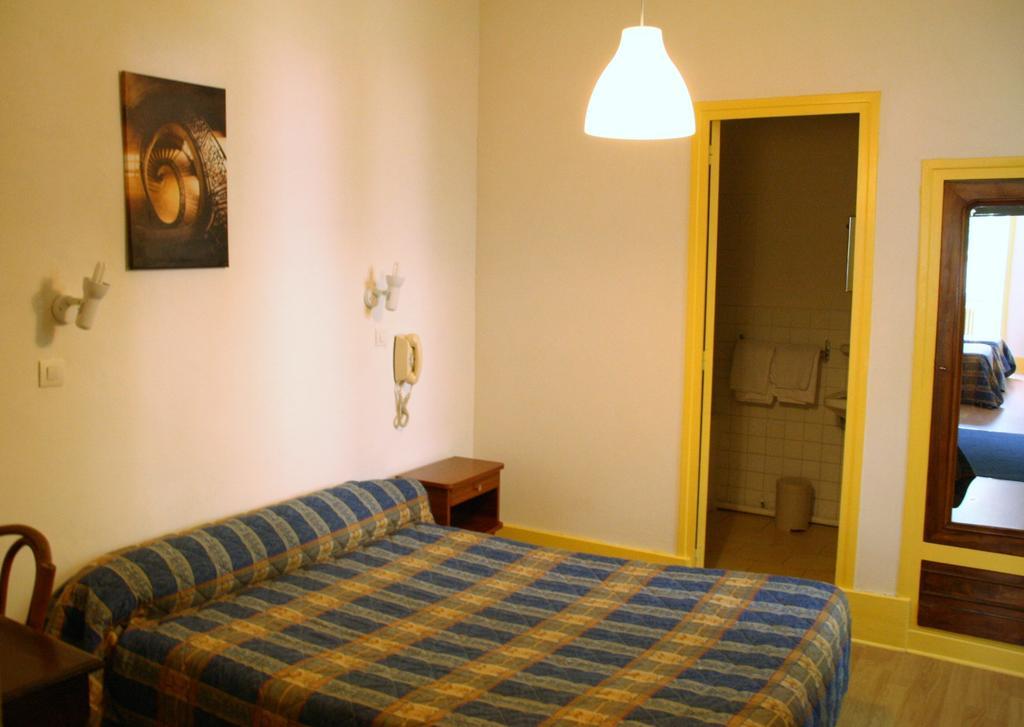 Grand Hotel De L'Europe Vals-les-Bains Kamer foto